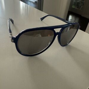 Marc Jacobs Navy Blue Sunglasses Arm with Gold Text Accents
